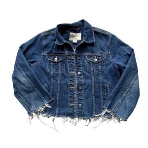 distressed dark wash eddie bauer denim jacket size large